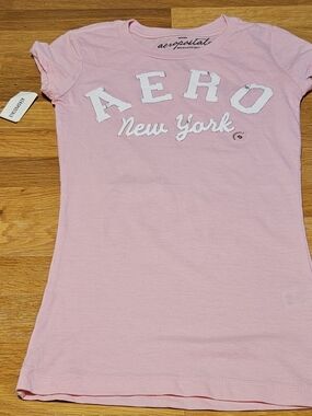 Aeropostale Light Pink T-Shirt Size Small NWT